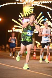 BIB: 42461, 0000
                            <button type="button" onclick="openModal(23195771)" class="btn btn-primary btn-sm float-right btn-popup" data-toggle="modal" data-target=".modal-high-quality">
                        <i class="fas fa-shopping-cart"></i> Add to Cart
                    </button>
                                            <button type="button" onclick="isThisMe(23195771, true)" class="btn btn-success btn-sm float-right btn-popup btn-isme hidden" data-toggle="tooltip" data-placement="bottom" title="นี่คือรูปของคุณใช่ไหม คลิกที่นี่เพื่อเอาเข้าอัลบั้ม">
                        <i class="fas fa-plus"></i> Add to album
                    </button>
                    <button type="button" onclick="isThisMe(23195771, false)" class="btn btn-warning btn-sm float-right btn-popup btn-isnotme hidden">
                        <i class="fas fa-ban"></i> Remove from album
                    </button>